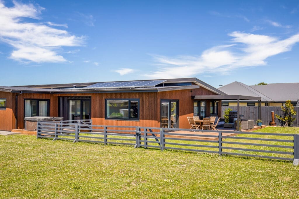 041 open2view id497432 17 westpark boulevard