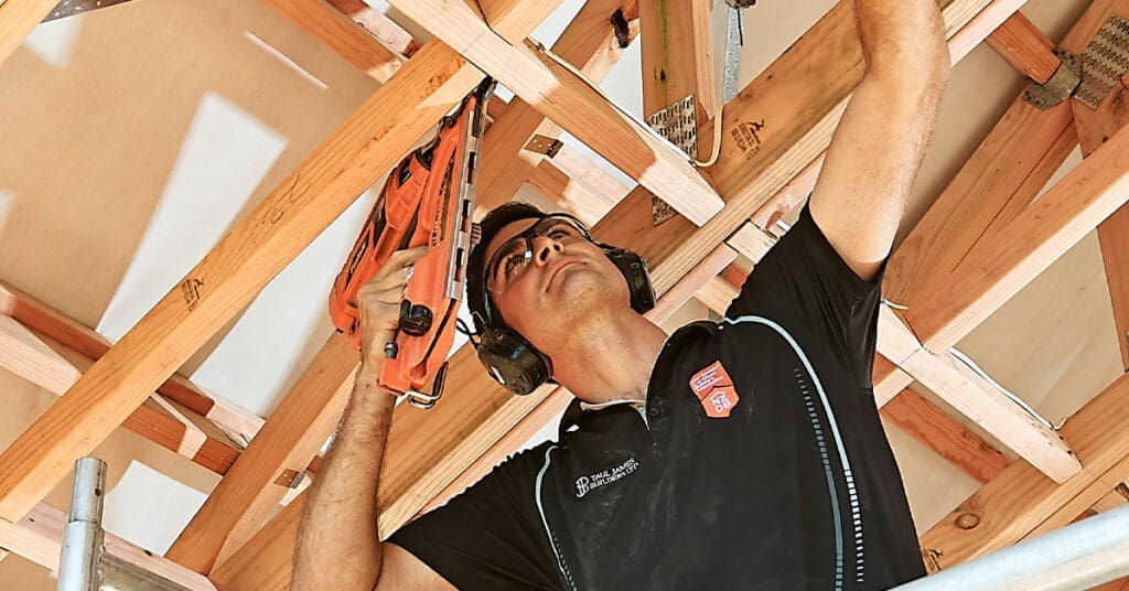 close up member1200x628