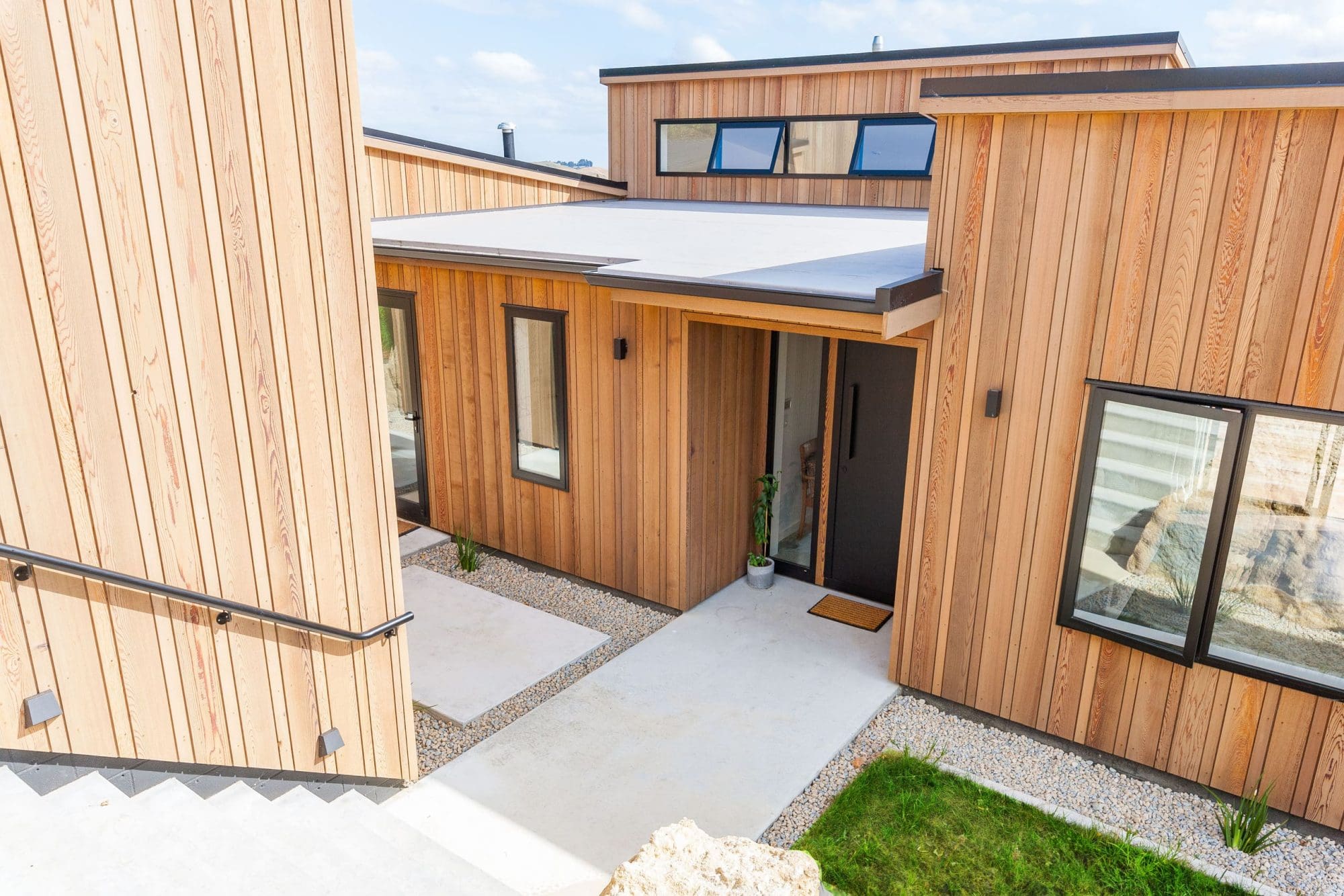 029 open2view id472838 1194 glengarry rd