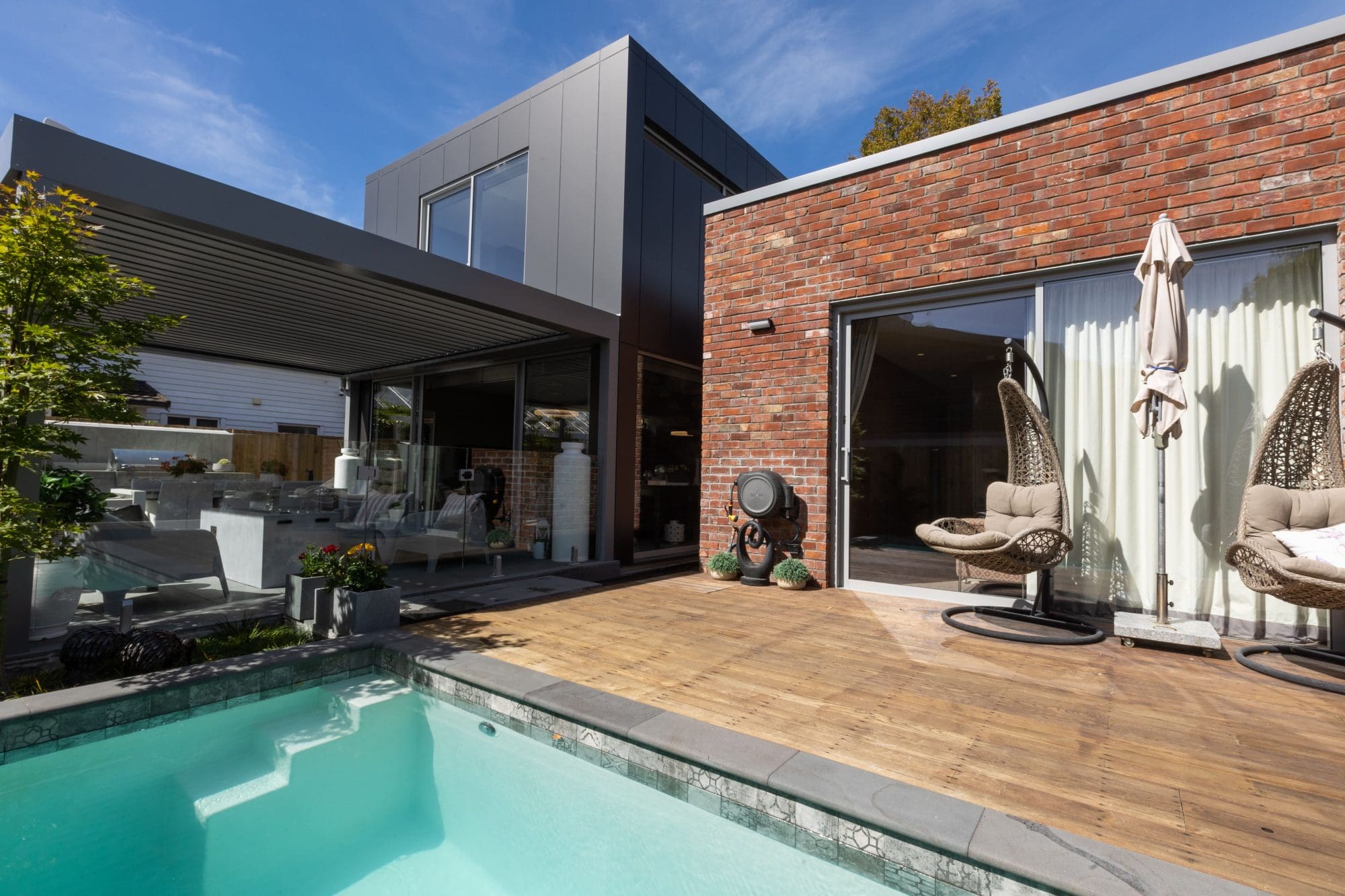 rb build 38 thorrington exterior pool 05 min scaled