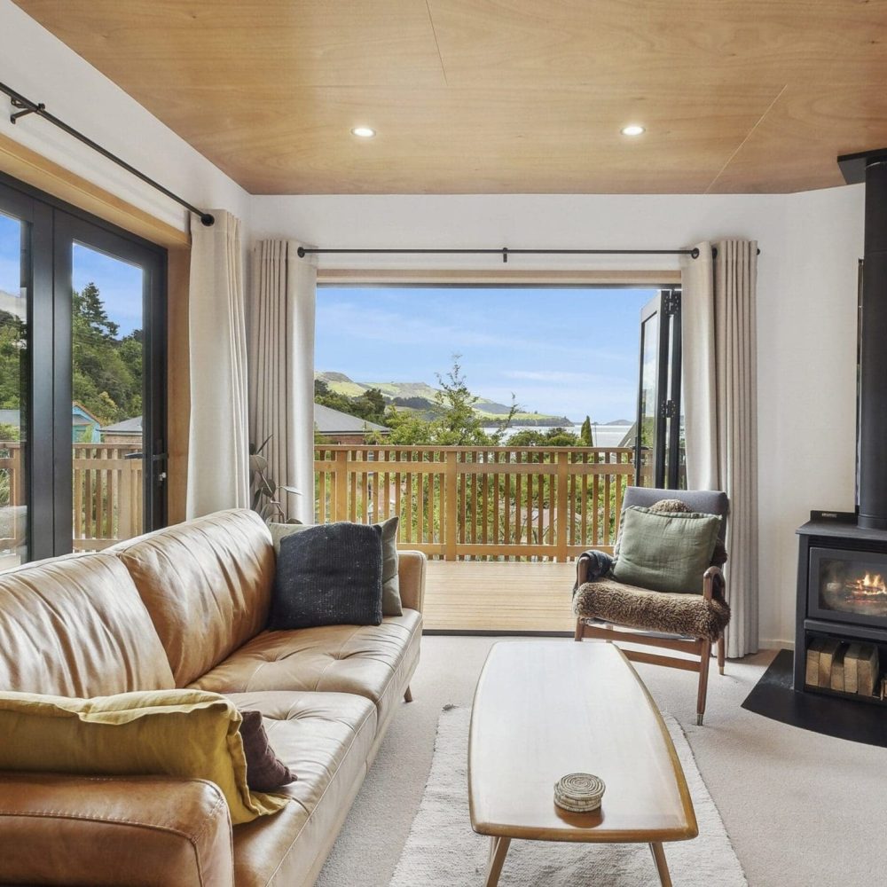 NZCB-VOL8-22-15_Slant_Street,_Coreys_Bay,_Port_Chalmers,_Dunedin-Dallas_Shaw_275_XL_37